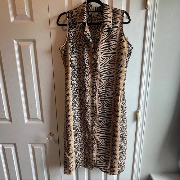 Vintage Animal Print Shirt Dress, Size L. Full button down, sleeveless, unique! - Picture 11 of 12